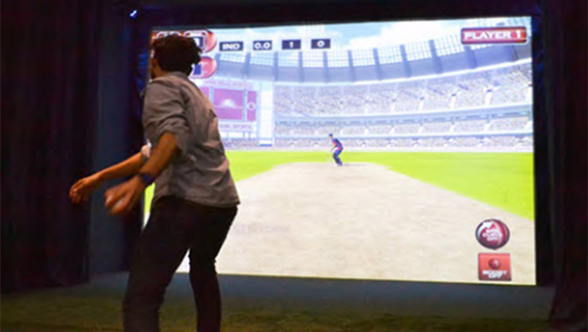 辽宁巨幕影院虚拟板球VR体验