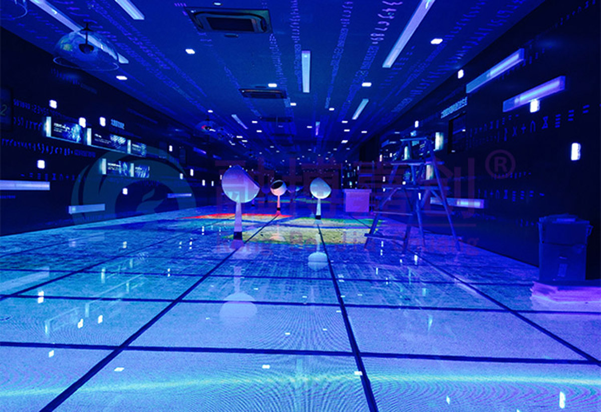 勐海巨幕影院LED地砖屏